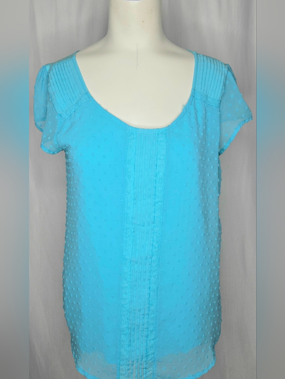 Sonoma Aqua Blue Swiss Dot‎ Lace Trim Pleated Shell Top Size M